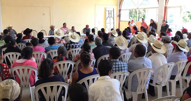 Se reúnen antorchistas para analizar problemas de Tlaola