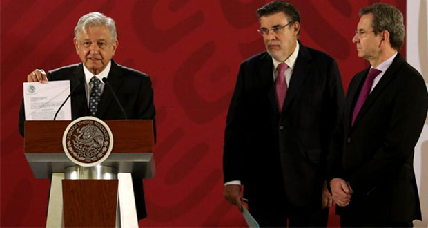 AMLO presenta iniciativa para cancelar reforma educativa de EPN