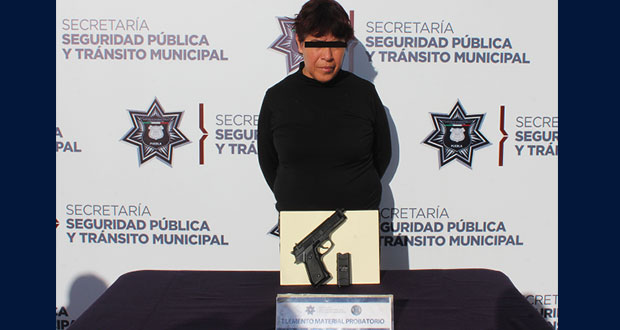 Detienen a mujer por tentativa de robo a negocio en colonia Centro