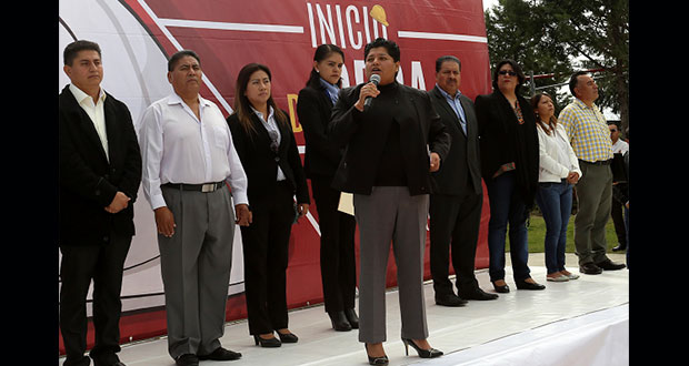 Arranca construcción de techado en telesecundaria de Cacalotepec