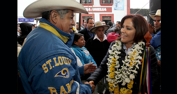 Dinorah entrega insumos a 3 mil productores de la Sierra Nororiental