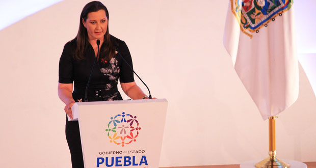 Reducirse el sueldo y revisar la concesión del agua, promete Martha Erika