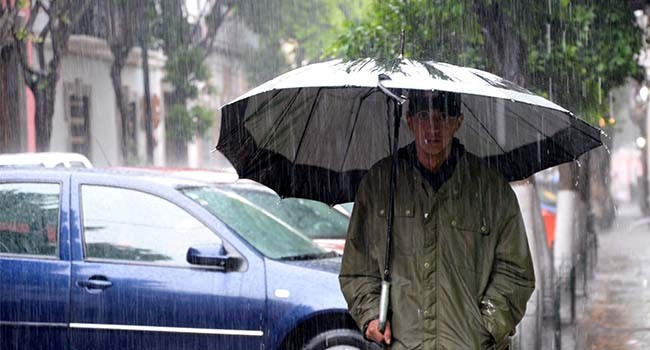 Posibilidades de lluvia gracias a una masa de aire frio que cubrirá el Golfo de México por el frente frío número 36. Foto: Especial