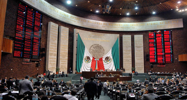Congreso federal inicia con salida de 34 diputados “chapulines”