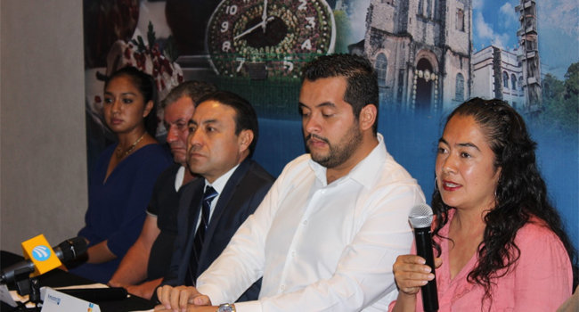 En Amozoc, ejidatarios toman alcaldía