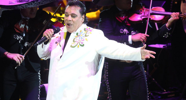 A 3 años de su muerte, recuerdan en redes sociales a Juan Gabriel