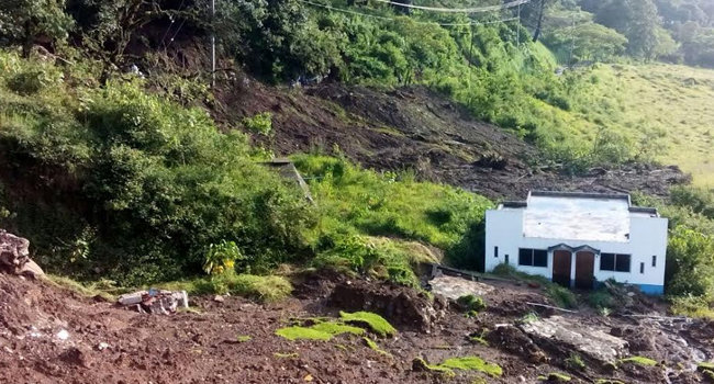 5 municipios de Sierra Norte, en riesgo ante posible deslave de ríos