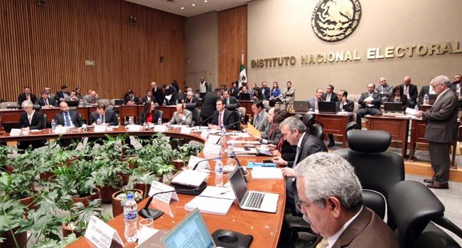 El viernes se instalará comisión que organizará debate a gubernatura