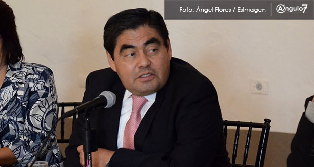 Ponen a Barbosa como candidato de Morena a la gubernatura de Puebla