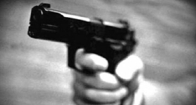 En pocas horas, se registran dos asaltos violentos; balean a dos hombres
