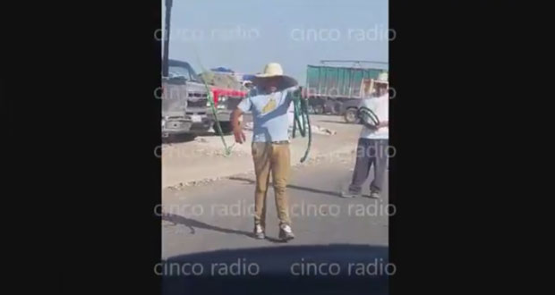 En Huixcolotla, venden en central de abastos gasolina robada, acusan