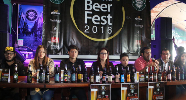 Productores acusan a Grupo Modelo de vender cerveza artesanal barata. Foto: Tania Olmedo / EsImagen
