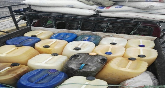 SSP asegura 14 vehículos y 12 mil 240 litros de gasolina robada. Foto: Especial