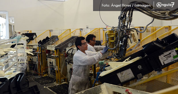 Crecen 11.8% empleos en manufactura de Puebla durante septiembre: Inegi