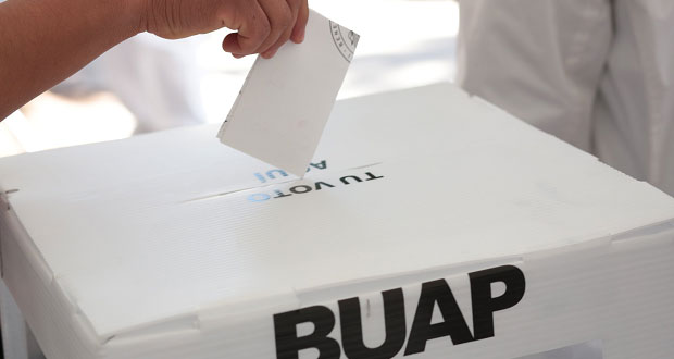 Vacíos legales en BUAP impiden impugnar elecciones a director, acusan