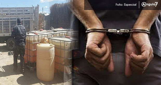 Dos expolicías municipales de Acatzingo fueron detenidos. Foto: Especial