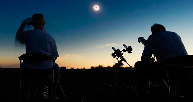 Disfruta el próximo lunes en Puebla del eclipse solar. Foto: Especial