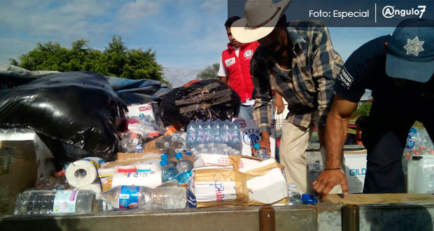 Estudiantes de Atlixco reúnen víveres para afectados por sismo