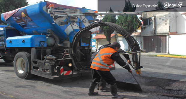 Continúan trabajos de bacheo; la meta es 50 mil baches en 60 días