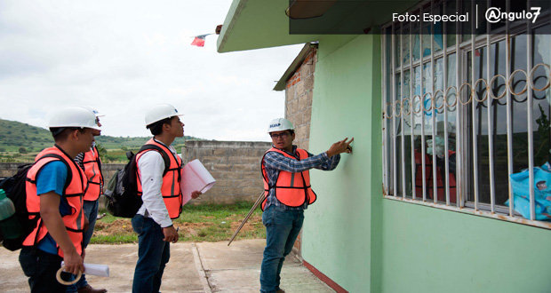 Brigada de la BUAP valora daños en inmuebles de Atzitzihuacán