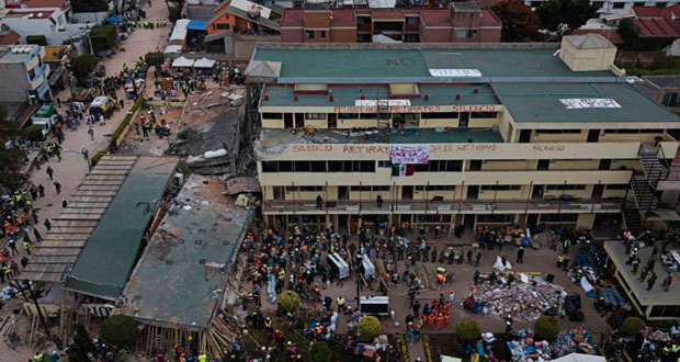 Pese a tragedia, dueña del Rébsamen exige colegiaturas a padres