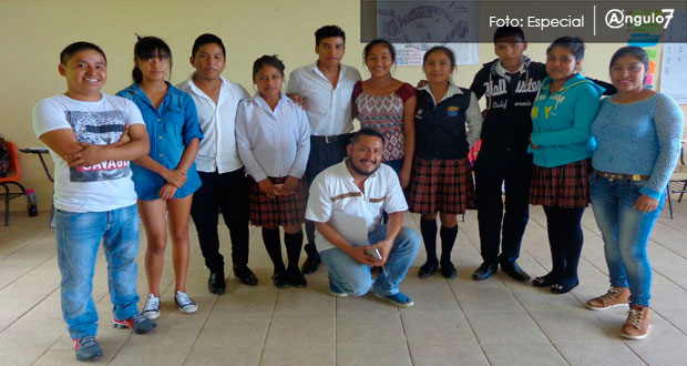 Estudiantes de Cuetzalan y Tepango eligen a sus comités Fnerrr