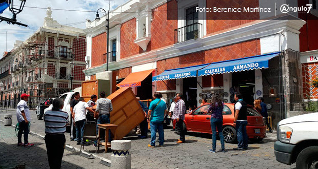 Evacuan a familia de vecindad; inmueble no aguantará otro sismo