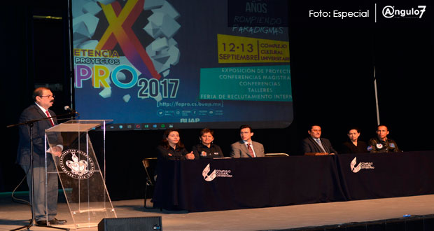 Inicia Feria de Proyectos de la BUAP; participan 185 estudiantes