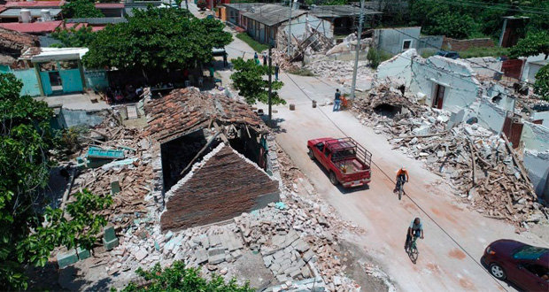 Van 96 muertos por sismo; en Chiapas y Oaxaca, 80 mil casas dañadas