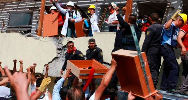 En CDMX, suman 25 muertos y 11 rescatados en colegio Rébsamen