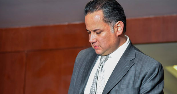 PGR cesa a titular de la Fepade por transgredir código de ética