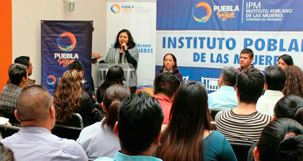 Presentan “Cartilla para Migrantes” destinada a mujeres y niñas