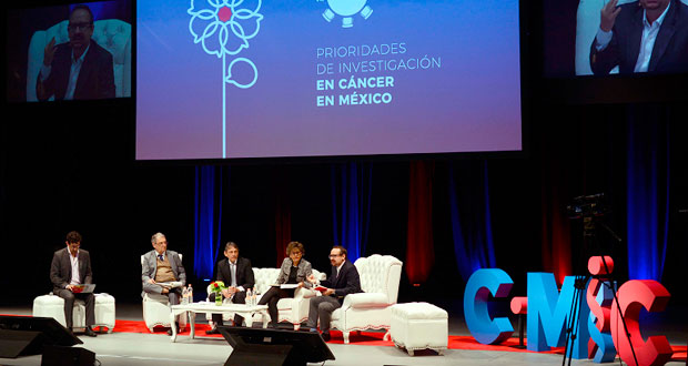 En BUAP, especialistas piden estrategia nacional contra el cáncer