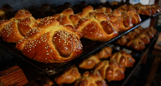 Panaderos poblanos prevén que ventas de hojaldras bajarán 30%