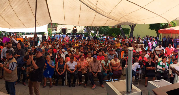 Sedatu entrega estufas ahorradoras a 500 familias de Tehuacán