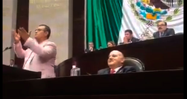 Diputadas priistas increpan a morenista con grito homofóbico