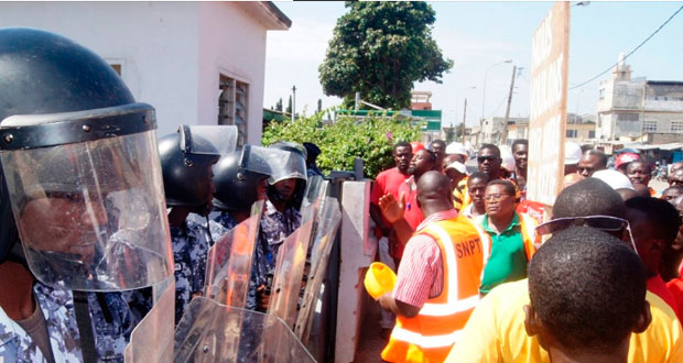 Togo, donde hasta hace unos días, manifestarse entre semana estaba prohibido