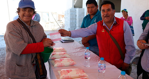 Inauguran lechería de Liconsa en Ocoyucan para más de 800 familias