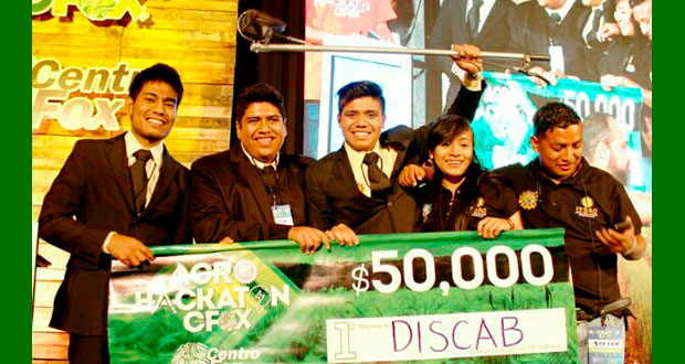 Alumnos del Acatlán ganan concurso nacional de agricultura