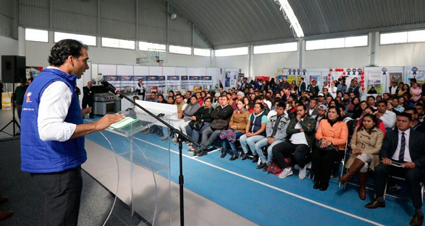 Feria de Empleo Navideña oferta mil 330 vacantes en Puebla