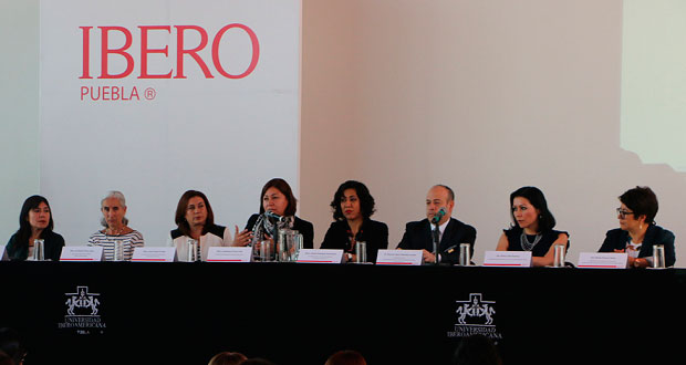 Ibero de Puebla instala consejo consultivo de nutrición clínica
