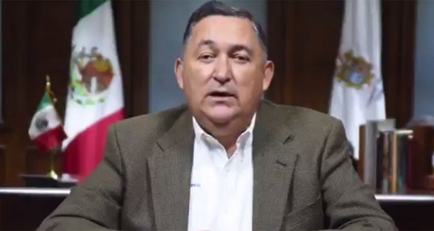 El edil de Saltillo, Coahuila, acusó desvío de fondos por el gobernador Rubén Moreira.