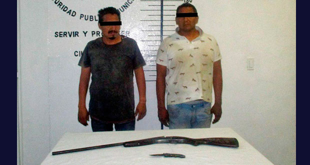 En San Pedro, arresta a 2 por portación ilegal de arma de fuego
