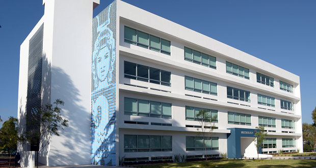 Fitch Ratings aumenta la calificación de la BUAP por finanzas sanas