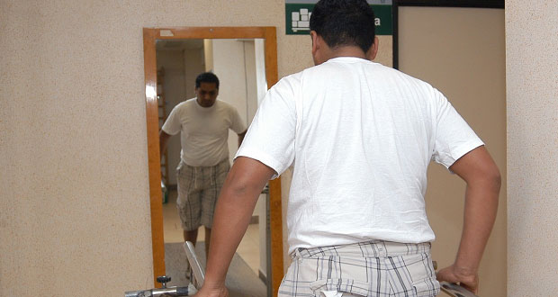 Hombres de 25 a 45 años, los más afectados por lumbalgia: IMSS