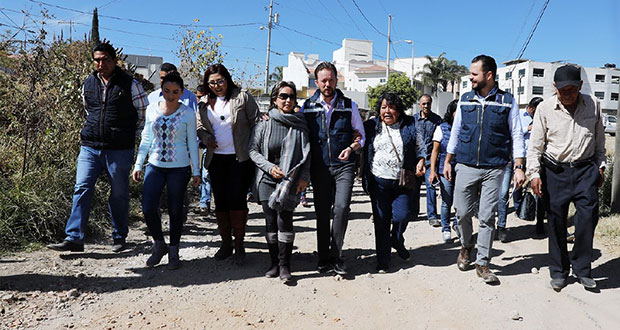 Arranca pavimentación de vialidad en la Ignacio Romero Vargas