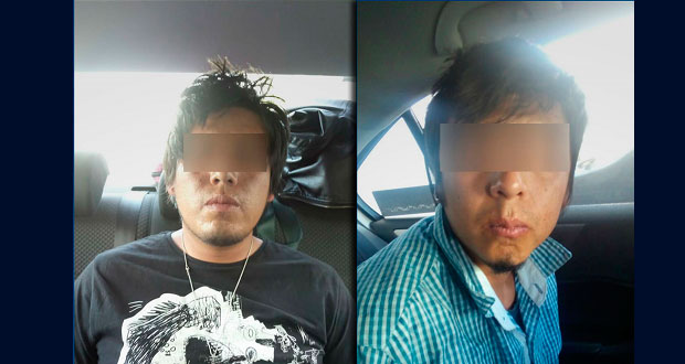Policía estatal detiene a 2 narcomenudistas en la Puebla-Tehuacán