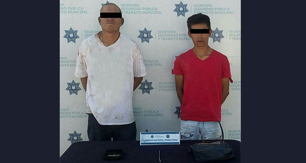 Detienen a 2 por robo a transeúnte en colonia El Salvador