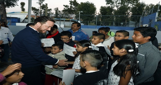 Centros Municipales de la Juventud ayudan a formación de menores