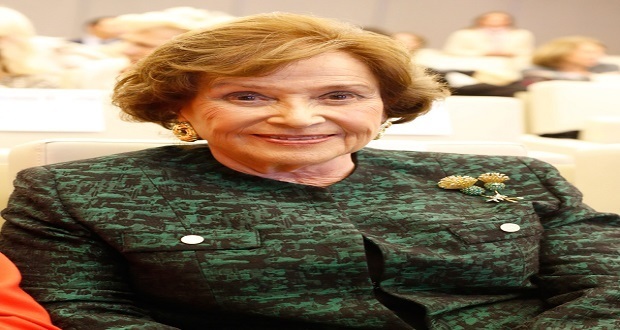 carmen_franco_polo